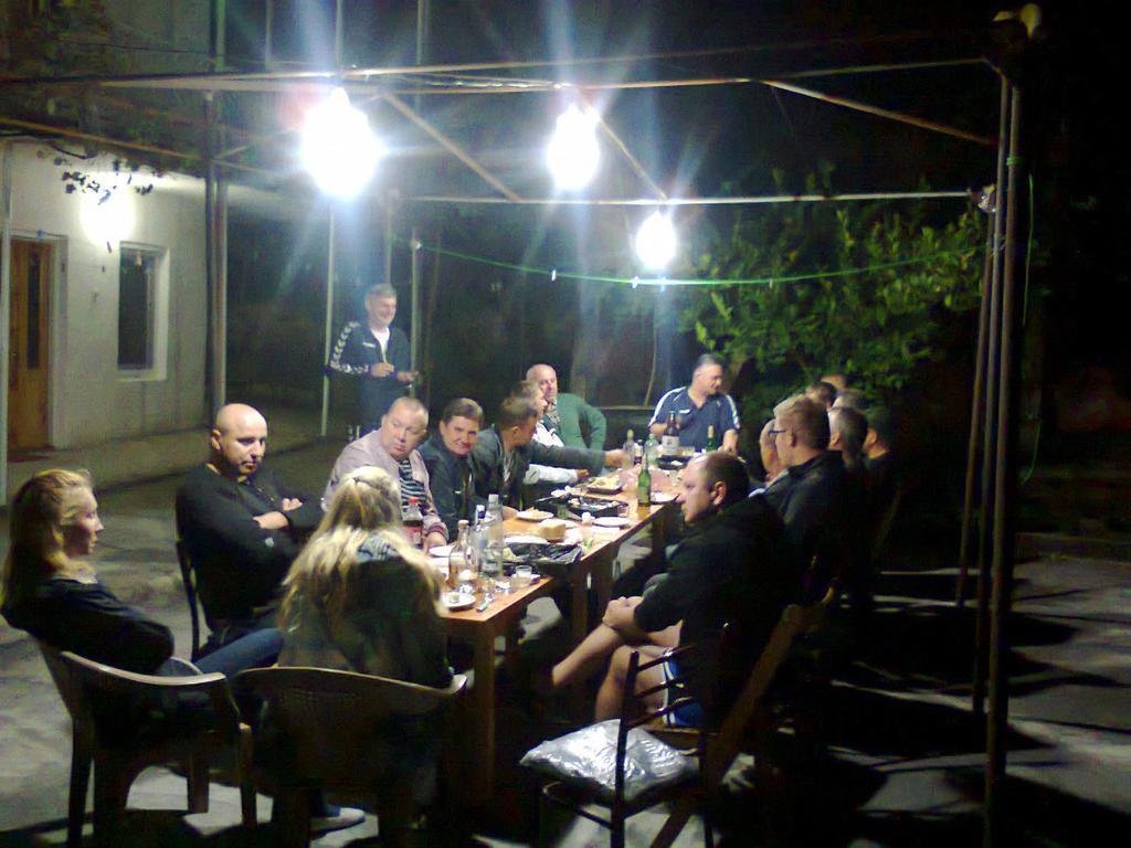 Giorgi'S Homestay Кутаиси Екстериор снимка
